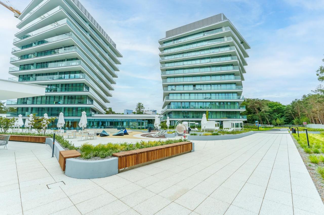Apartament Waves - Baltic View By Noclegi Renters Miedzyzdroje Exteriör bild
