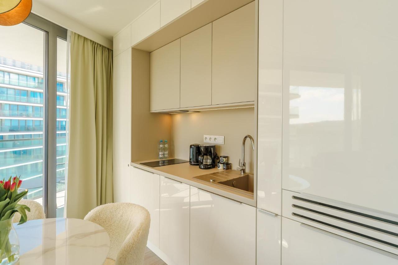 Apartament Waves - Baltic View By Noclegi Renters Miedzyzdroje Exteriör bild